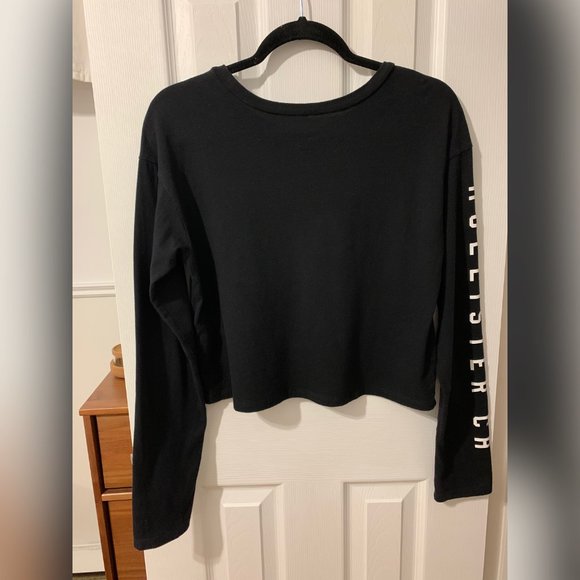 Hollister Black Graphic Long Sleeve Tee - Picture 3 of 7